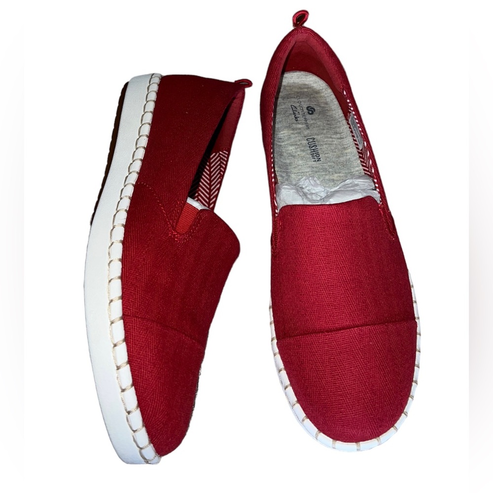 🌹NWB! Clark’s Cloudsteppers Red Slip Ons
